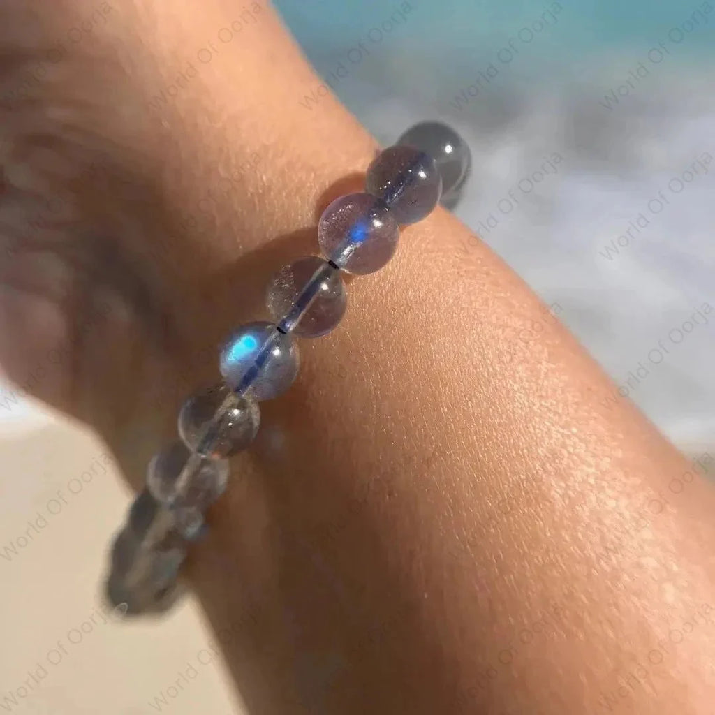 Labradorite Bracelet – The Stone of Magic & Intuition